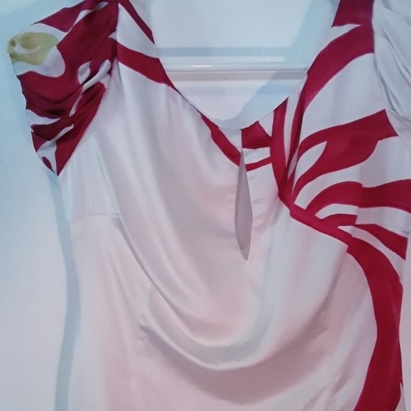 Lia Kes Silk Modish and Stylish Red & White Dress - Picture 3 of 6